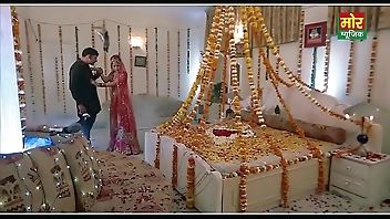 Desi bhabhi suhagraat mms in hotel