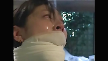 Dirty asian bitch Arimi Mizusaki is all tied up, gagged and whipped until she cries.WMV