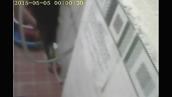 Quay lén em trọ phòng bên