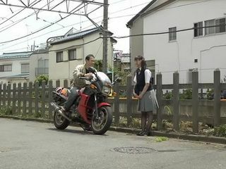Sexxxy Schoolgirl Gets Nailed Hard by Biker Boy on Risky First Date