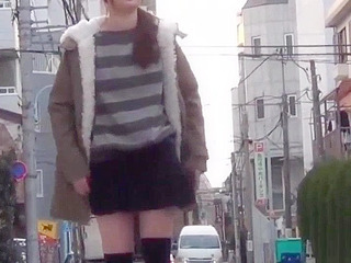 Japanese teens babes flashing XXX on tokyo streets